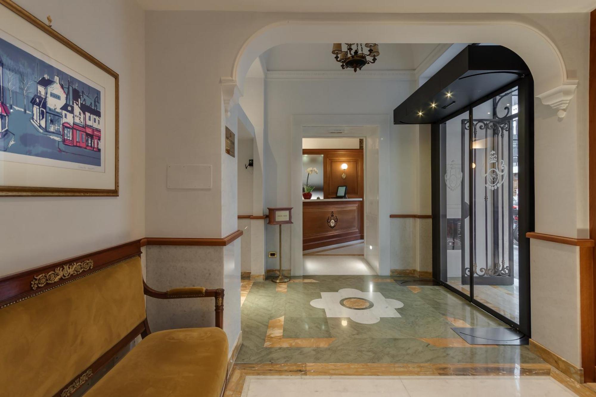 Hotel Borromeo — Photos 1